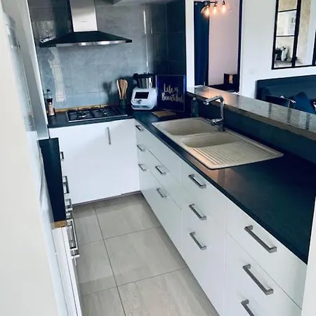 Appartement proche Astérix Chantilly Roissy CDG pour couple ou famille La Chapelle-en-Serval Exterior foto